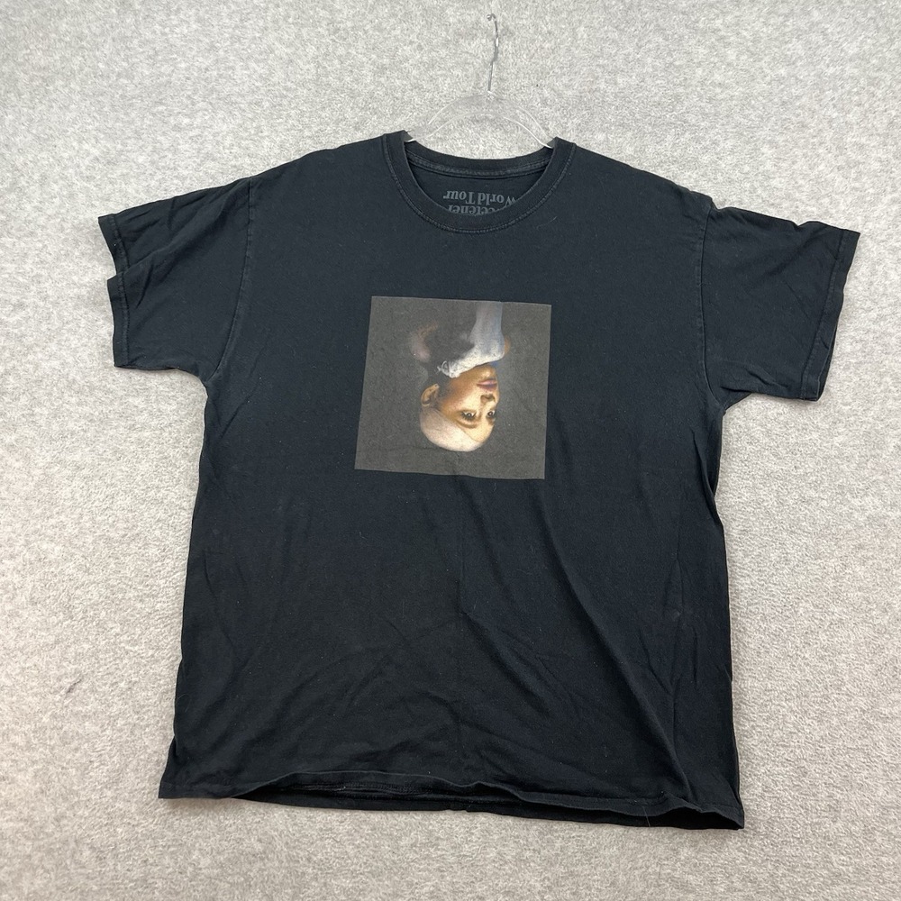 Ariana Grande World Tour‎ Adult Large Black Graphic Sweetener World Tour T-Shirt